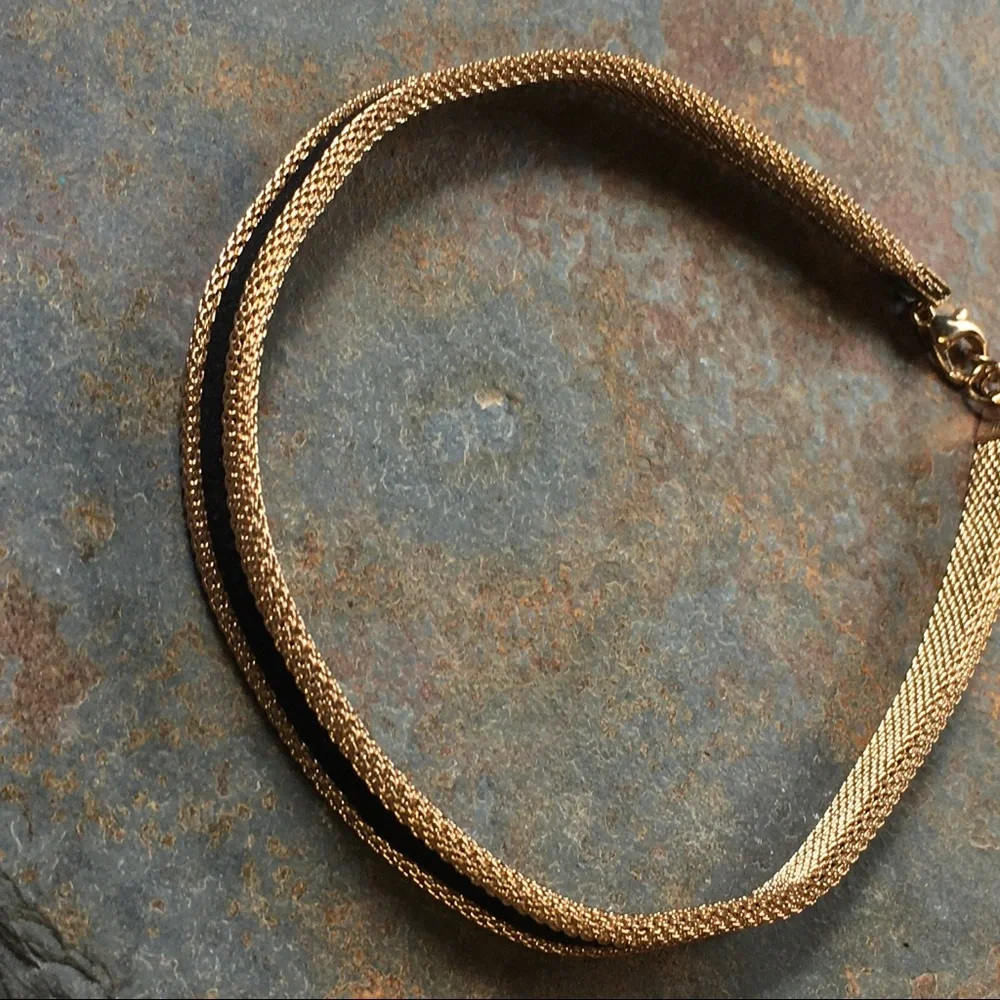 Offer??  Retro style woven metal choker necklace gold (color) black bold unique - Picture 4 of 8